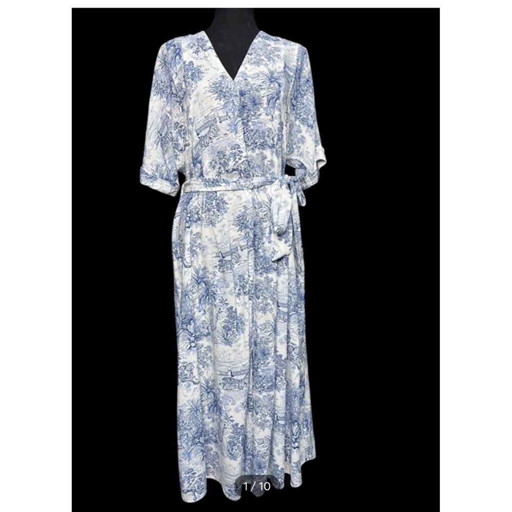 H & M Blue And White Safari Print V-neck Short Sleeve Maxi Dress , Boho